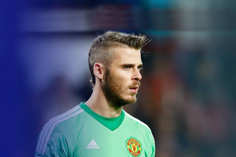 cool football player haircuts