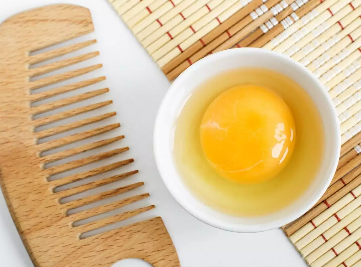 Egg mask for hair